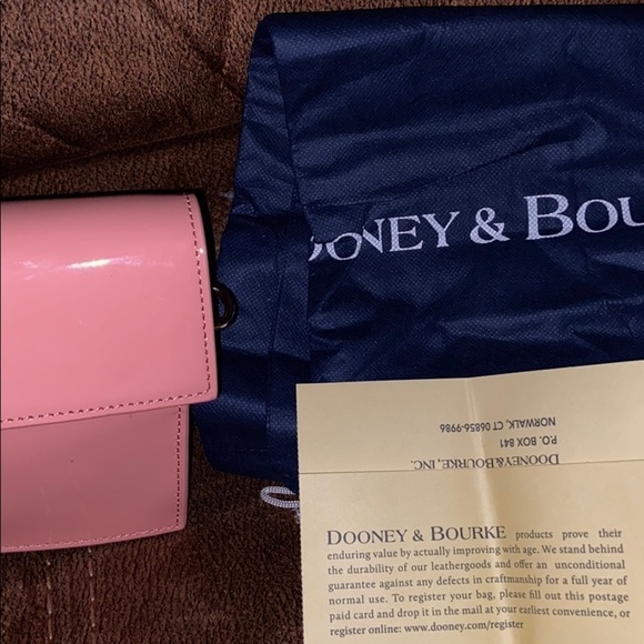 HARD TO FIND- Dooney and Bourke pink purse - Picture 6 of 7